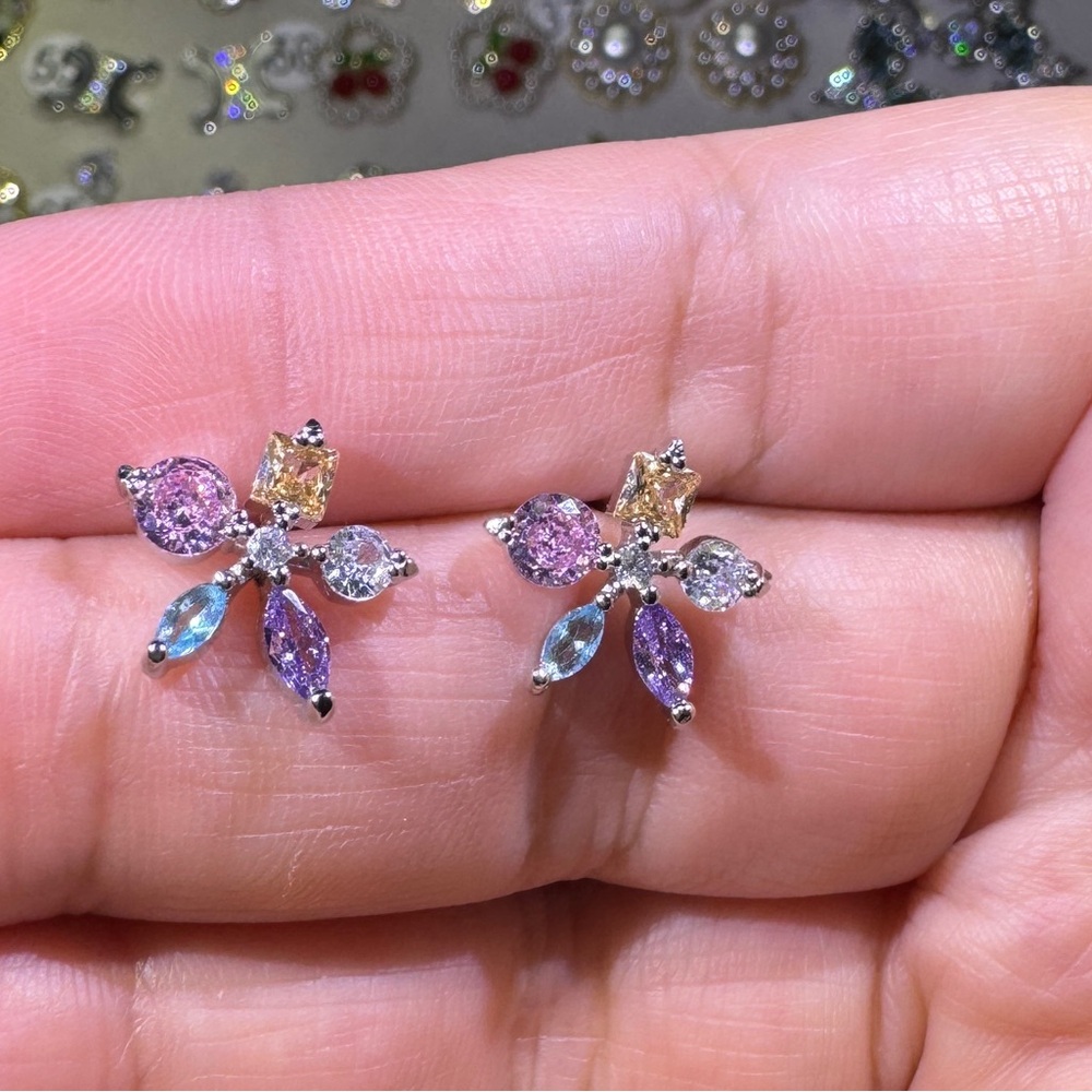 Elegant Multi-Color Gemstone Earrings - Picture 6 of 7